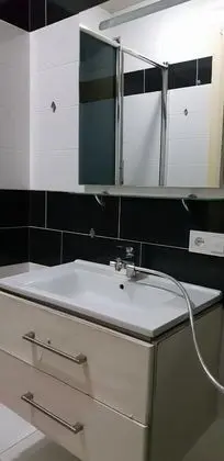 Apart Daire (8 Simon Kandelaki Str)
