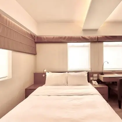 Premier Tek Büyük Yataklı Oda