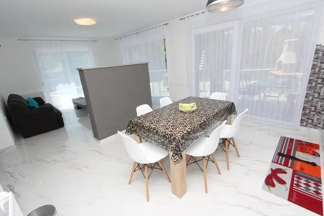 Apart Daire, 3 Yatak Odası, Kişiye Özel Havuzlu