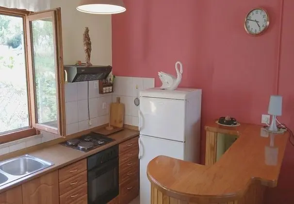 Apart Daire (Two-Bedroom Apartment with Balcony)