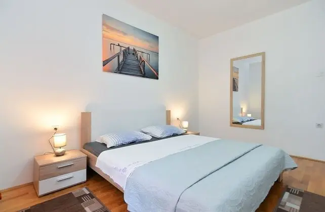 Apart Daire, 2 Yatak Odası (407/923)