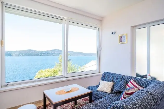 Apart Daire (One Bedroom Apartment with Terrace an)