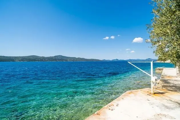 Apart Daire (One Bedroom Apartment with Terrace an)