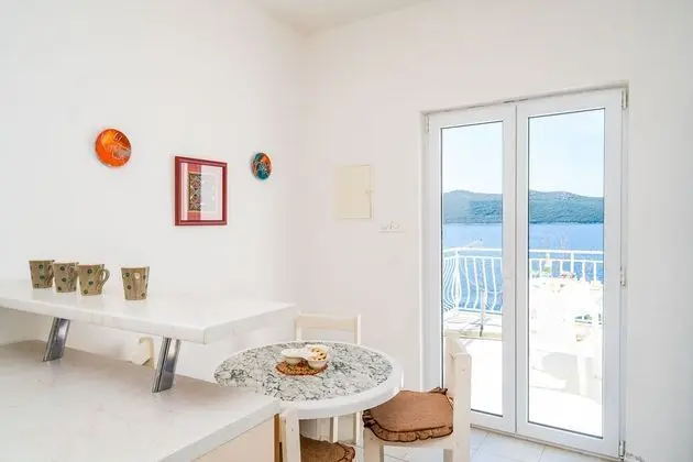 Apart Daire (One Bedroom Apartment with Terrace an)