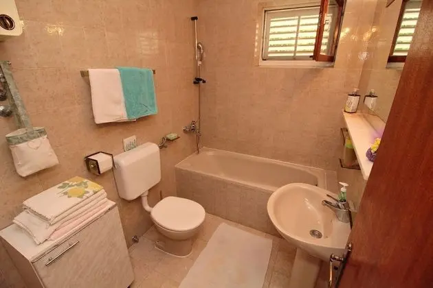 Apart Daire (Two Bedroom Apartment with Terrace an)