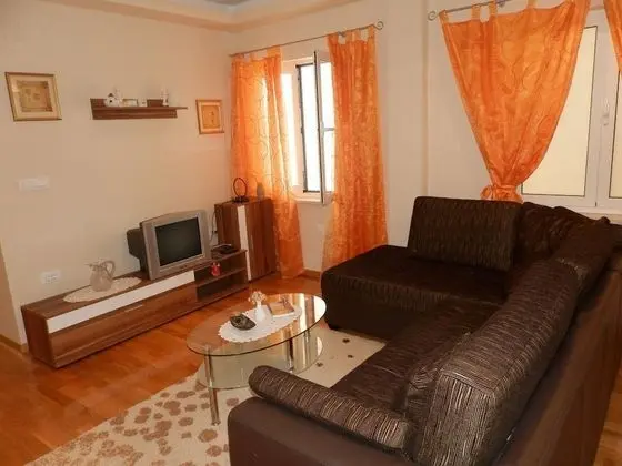 Apart Daire (Two Bedroom Apartment)