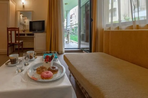 Apart Daire, Balkon