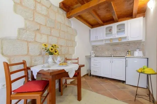 Stüdyo (Studio apartment)