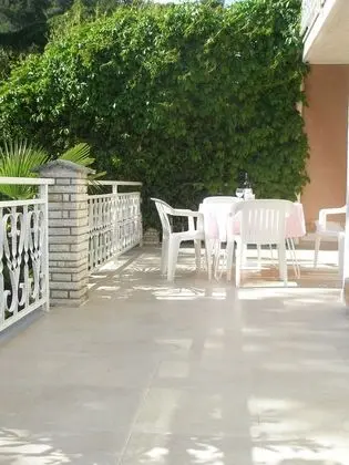 Classic Apart Daire, 2 Yatak Odası, Teras, Avlu