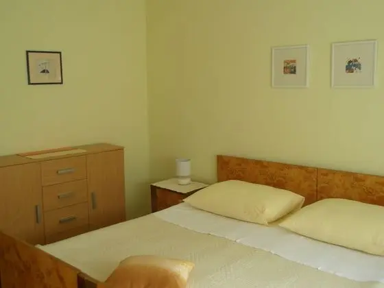 Classic Apart Daire, 2 Yatak Odası, Teras, Avlu