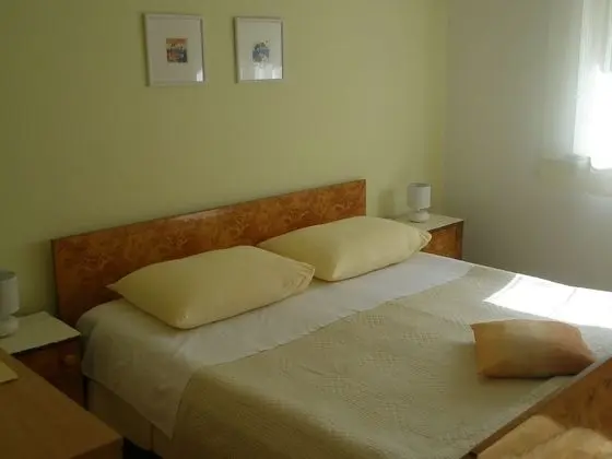 Classic Apart Daire, 2 Yatak Odası, Teras, Avlu