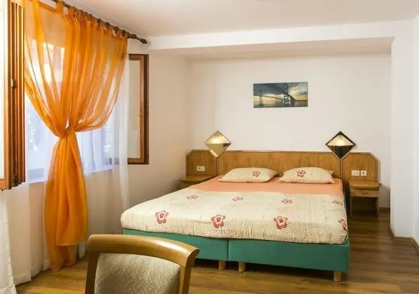 Apart Daire (2 Bedroom Apt, Terrace, Sea View)