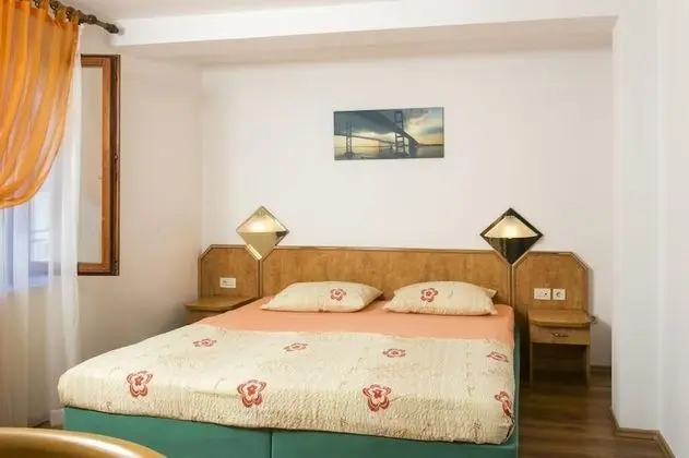 Apart Daire (2 Bedroom Apt, Terrace, Sea View)