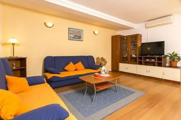 Apart Daire (2 Bedroom Apt, Terrace, Sea View)
