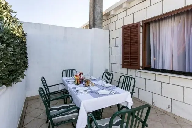 Apart Daire (2 Bedroom Apt, Terrace, Sea View)