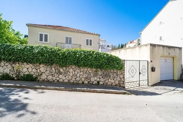 Apart Daire (Two Bedroom Apartment with Terrace)