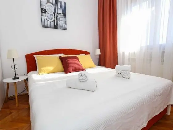 Apart Daire (Three Bedroom Apartment with Terrace )