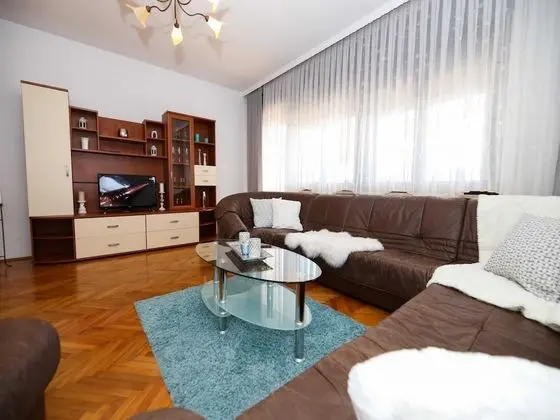 Apart Daire (Three Bedroom Apartment with Terrace )