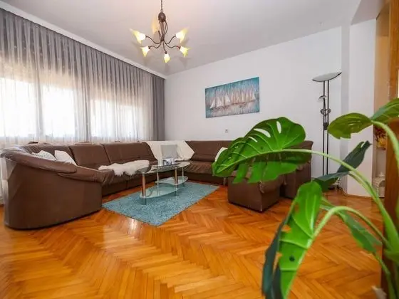 Apart Daire (Three Bedroom Apartment with Terrace )