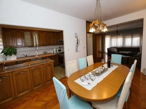 Apart Daire (Three Bedroom Apartment with Terrace )