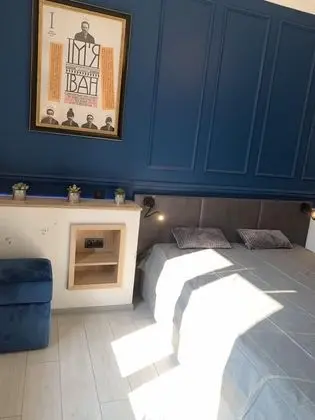 Design Apart Daire, 1 En Büyük (King) Boy Yatak ve Çekyat