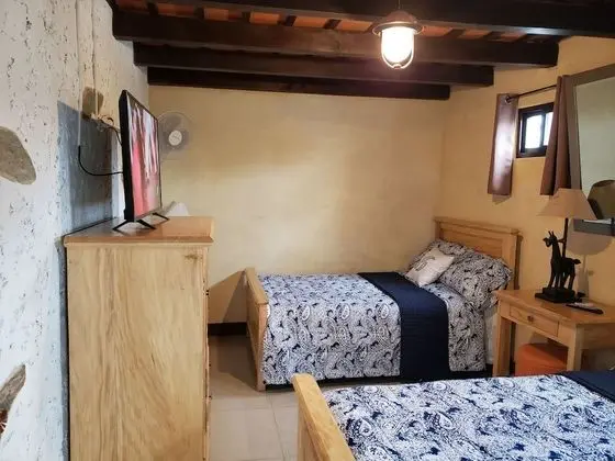 Comfort Tek Büyük Yataklı Oda, Birden Çok Yatak (2nd Floor)