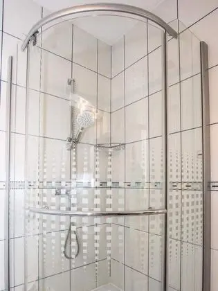 Apart Daire (One Bedroom Apartment with Balcony an)