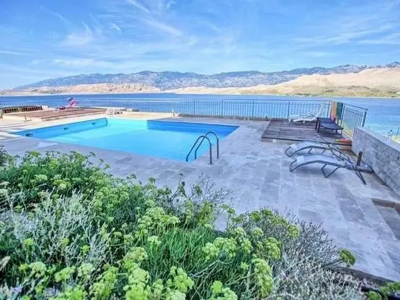 Apart Daire (One Bedroom Apartment with Balcony an)