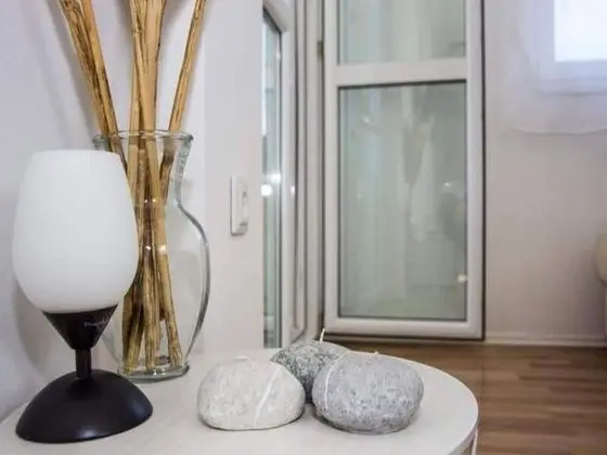 Apart Daire (One Bedroom Apartment with Balcony an)