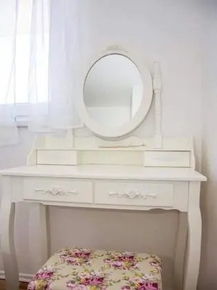 Apart Daire (One Bedroom Apartment with Balcony an)