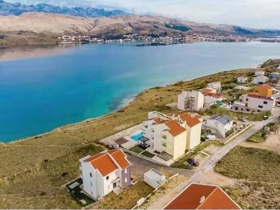 Apart Daire (One Bedroom Apartment with Balcony an)