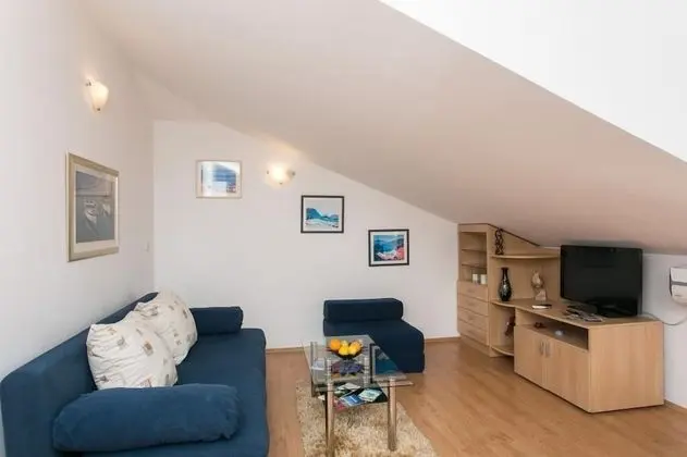 Apart Daire (2 Bedroom Apt with Sea View)