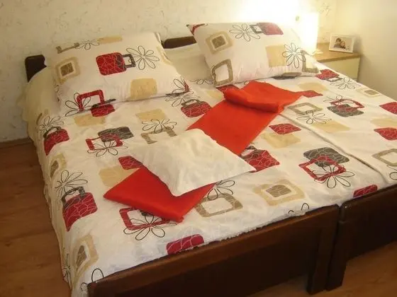 Apart Daire, 1 Çift Kişilik Yatak ve Çekyat