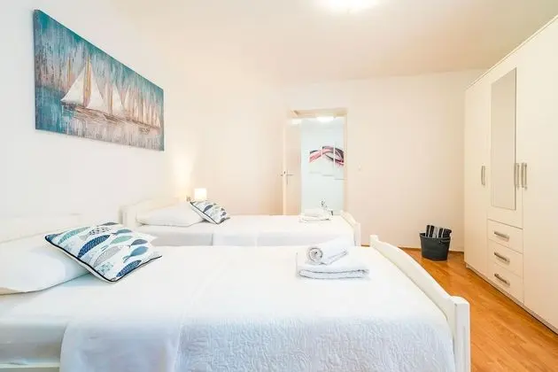 Apart Daire (One-Bedroom Apartment with Terrace)