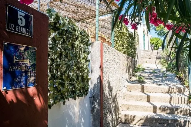 Apart Daire (One-Bedroom Apartment with Terrace)