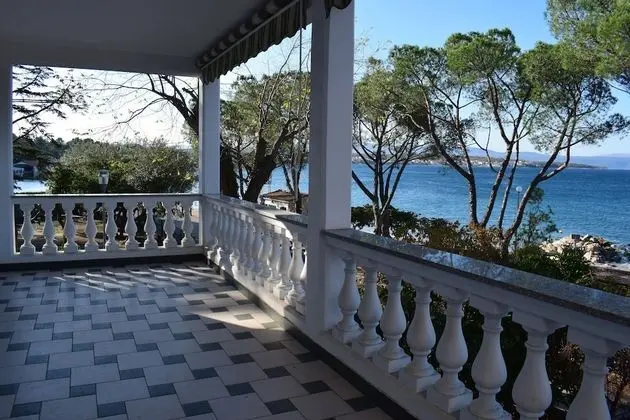 Apart Daire, Deniz Manzaralı