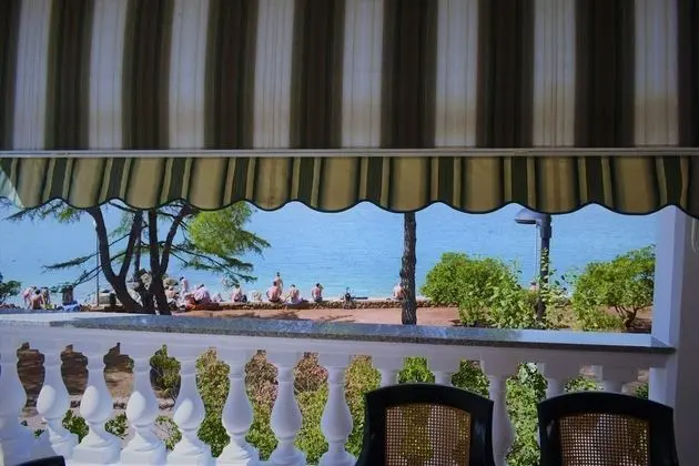Apart Daire, Deniz Manzaralı