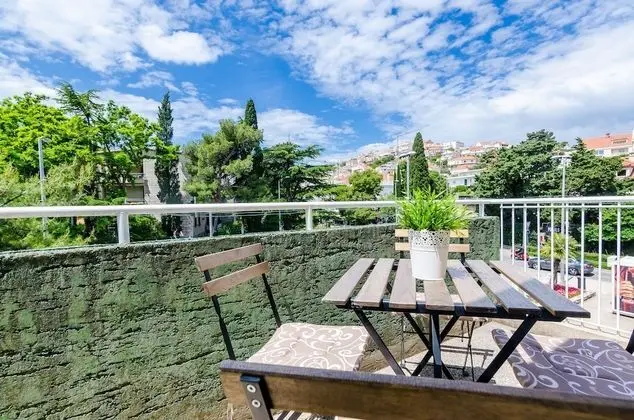 Apart Daire (Two Bedroom Apartment with Balcony)