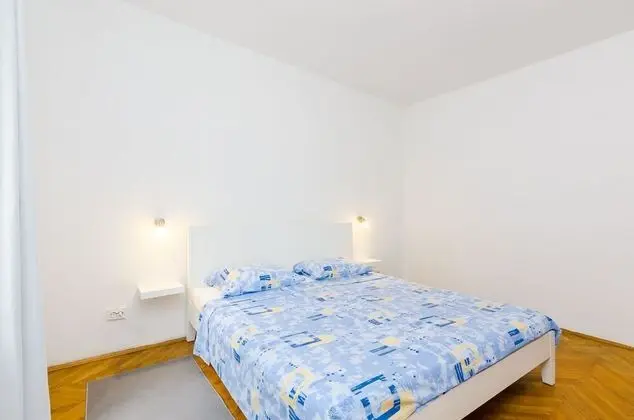 Apart Daire (Two Bedroom Apartment with Balcony)