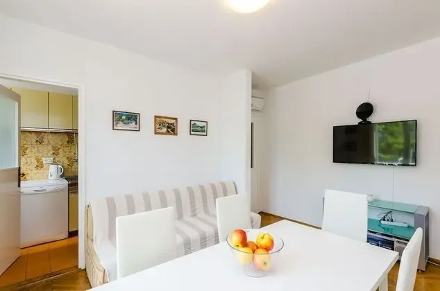 Apart Daire (Two Bedroom Apartment with Balcony)