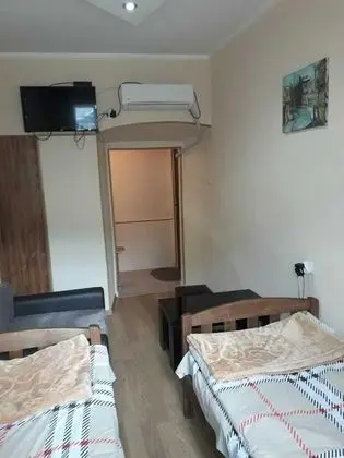 Standard Apart Daire (9 Mikheil Lermontovi Street 1)