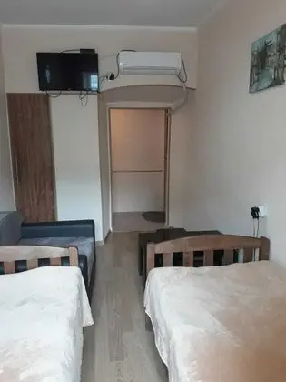 Standard Apart Daire (9 Mikheil Lermontovi Street 1)