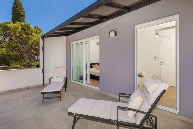 Apart Daire (Two Bedroom Apartment with Terrace)