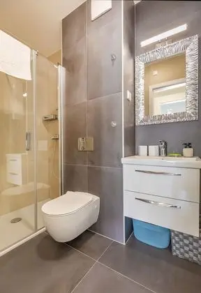 Apart Daire (Two Bedroom Apartment with Terrace)