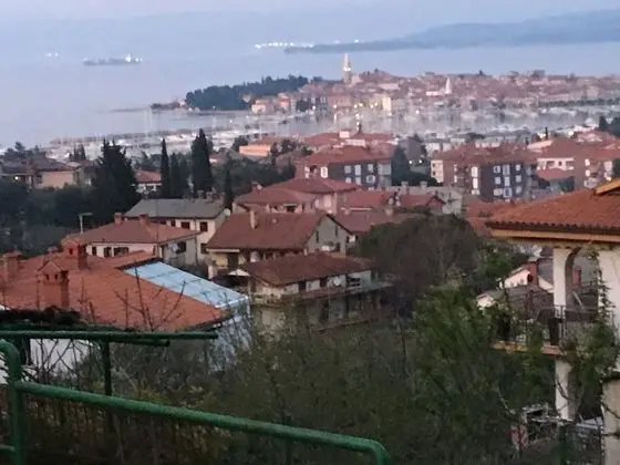 Apart Daire, 1 En Büyük (King) Boy Yatak