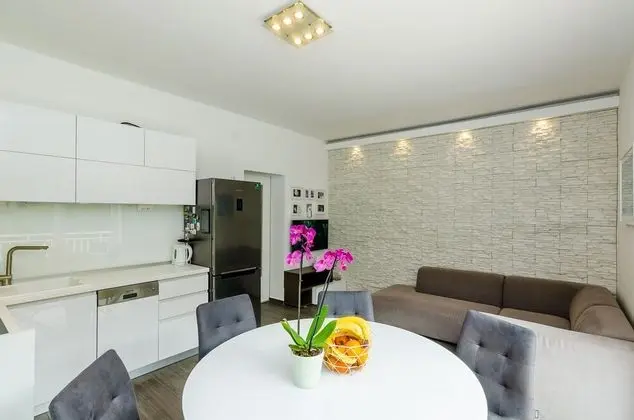 Apart Daire (Two Bedroom Apartment with Terrace an)