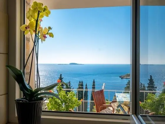 Apart Daire (Three Bedroom Apartment with Terrace )
