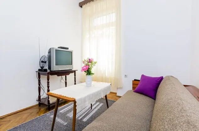 Apart Daire (Two Bedroom Apartment with Terrace)