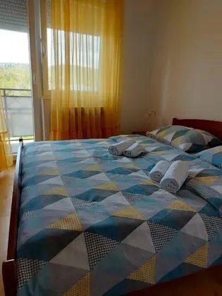 Apart Daire (One Bedroom Apartment with Balcony an)