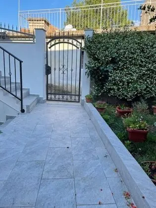 Apart Daire (One Bedroom Apartment with Balcony an)